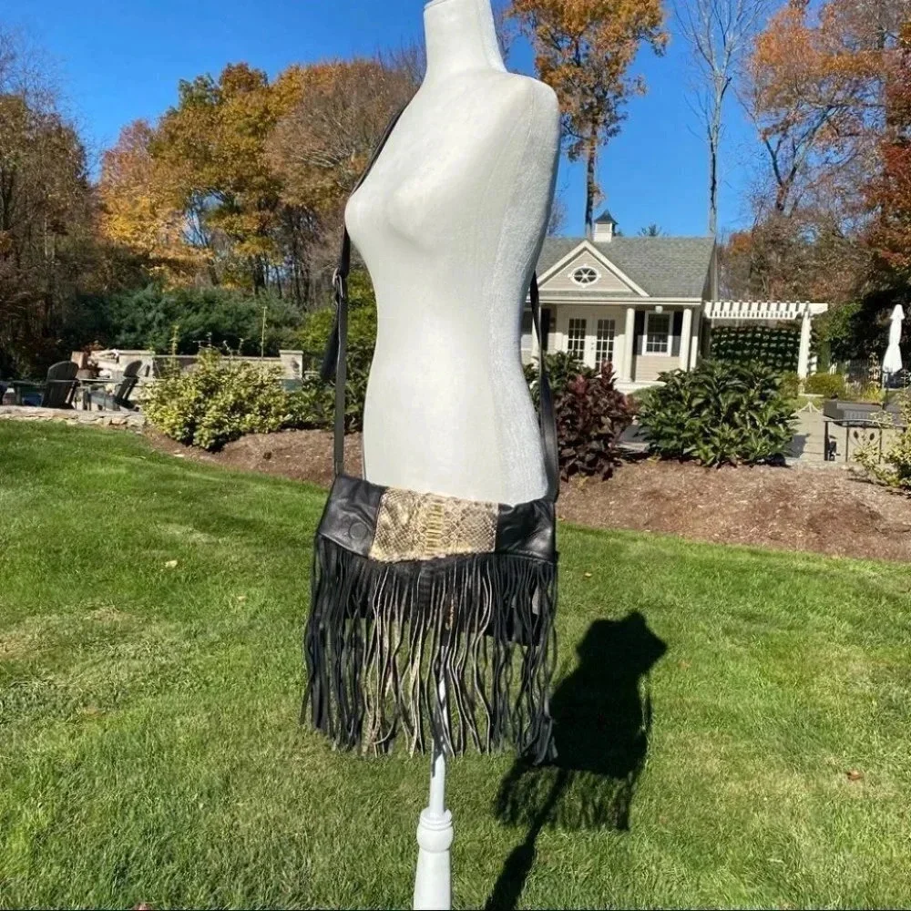 NWT Tarryn Simone Elsee Fringe Leather Crossbody Bag Black Gold Snake